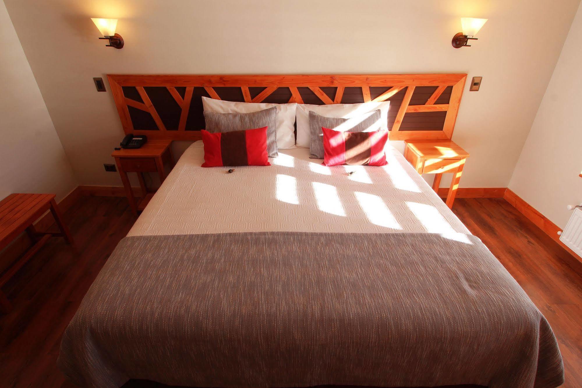 Puerto Clocker Hotel Lodge Las Cascadas מראה חיצוני תמונה